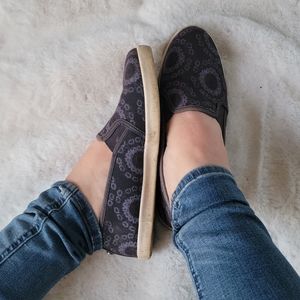 Well worn sneakers shoes Nautica 👃used seasoned